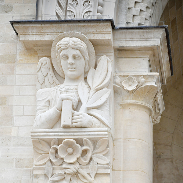 rénovation des sculptures notre-dame de la gare