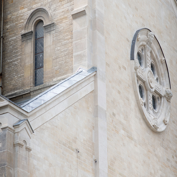 pierres de tailles et façades réhabilitées